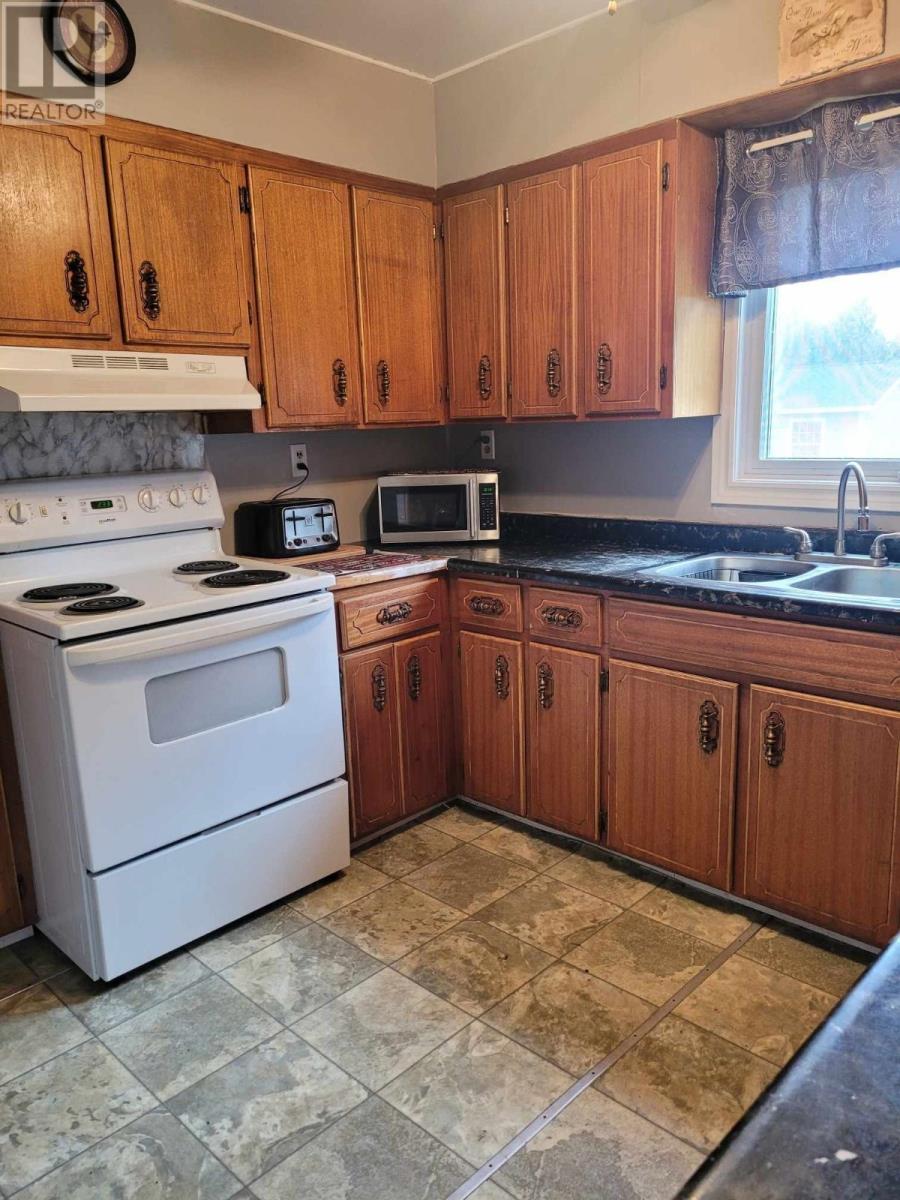 2 Tourout's Lane Property Photo 15