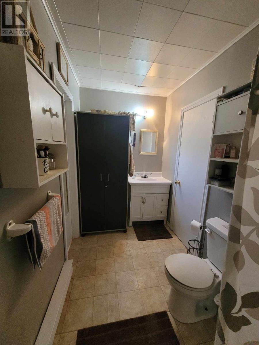 2 Tourout's Lane Property Photo 18