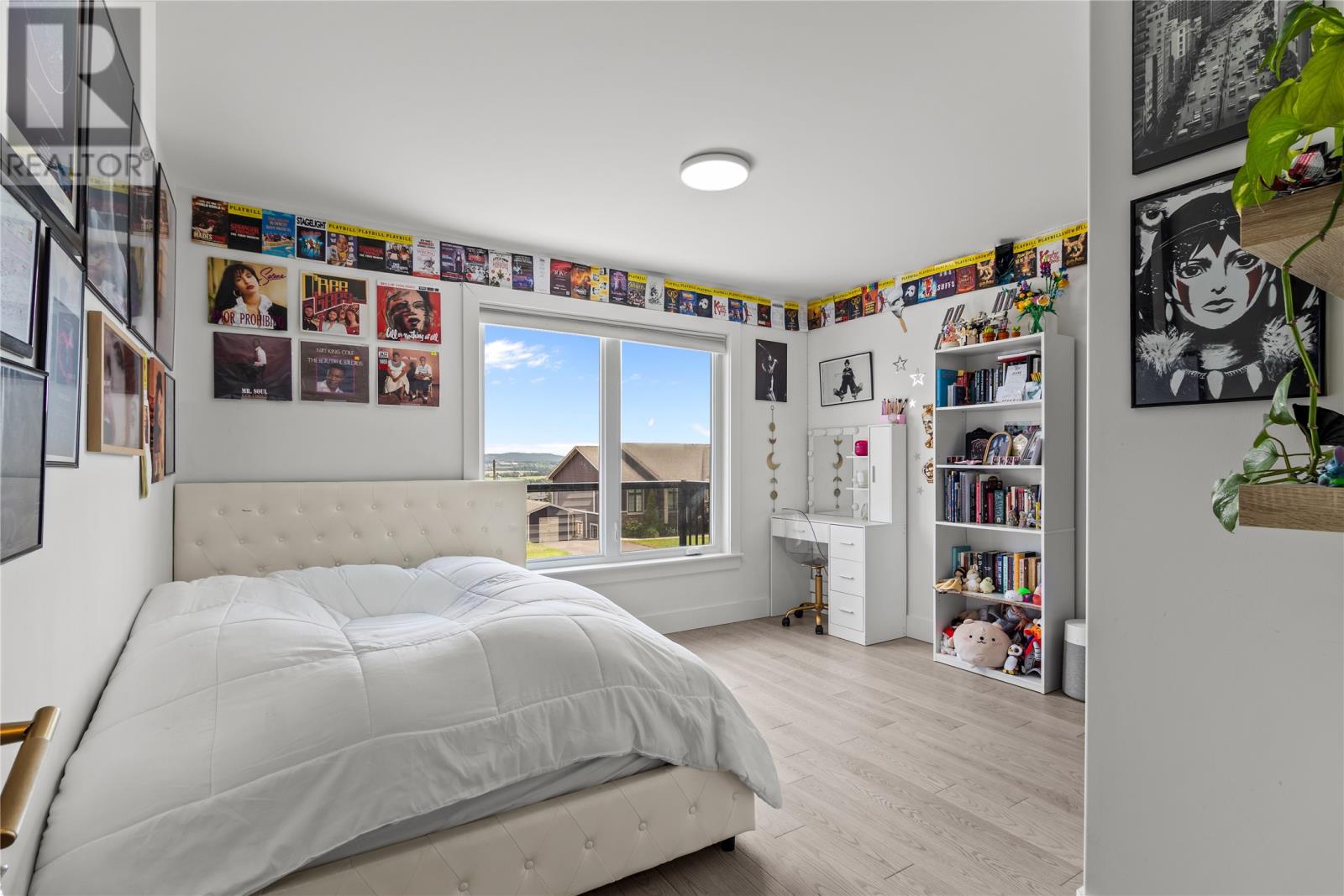 2 Pembury Close Property Photo 15