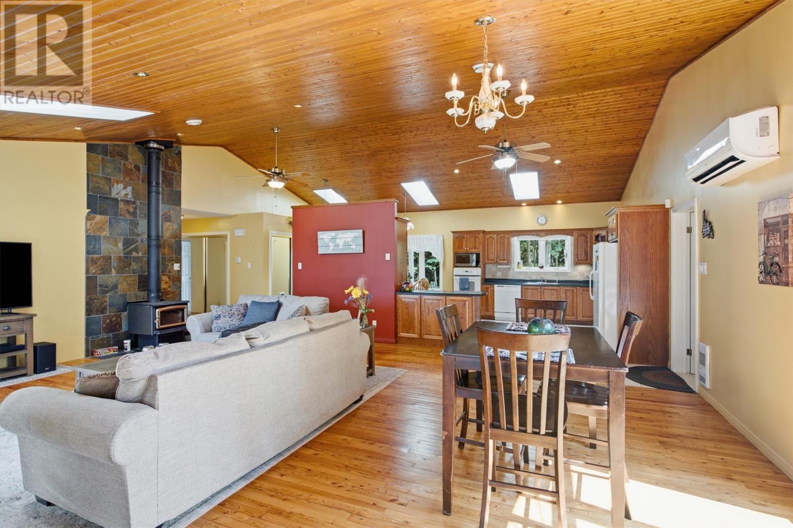 16 Peter's Cove Road Property Photo 33