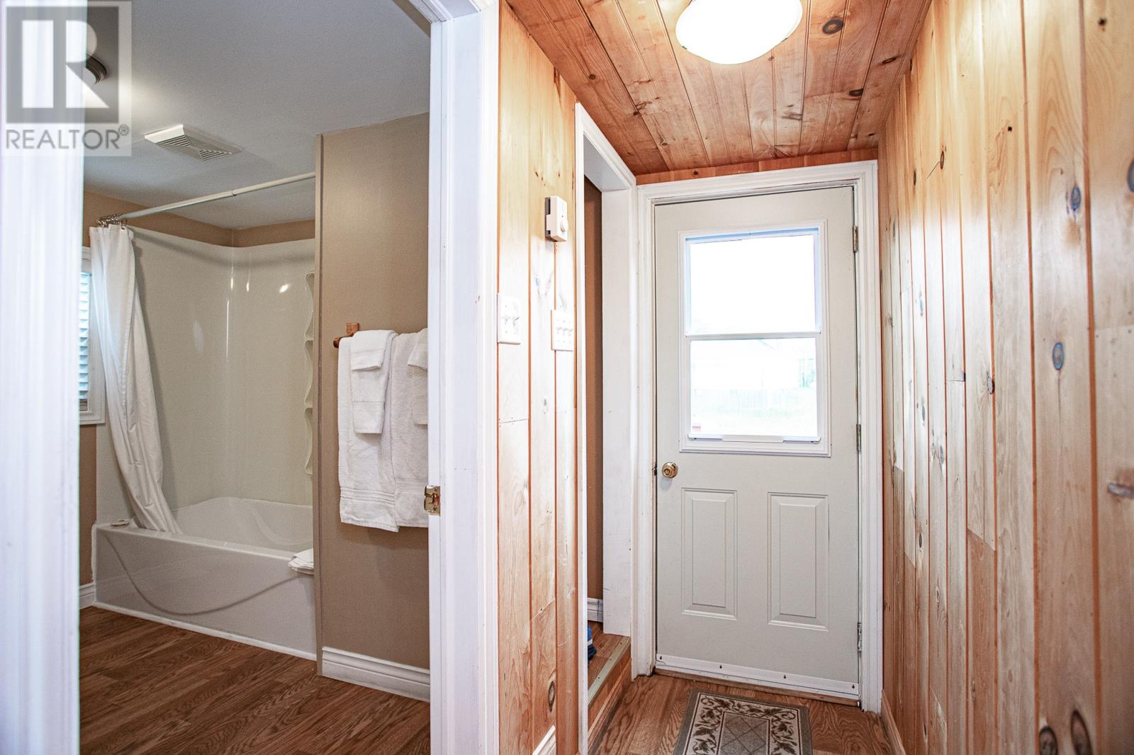 5 Ash's Lane Property Photo 5