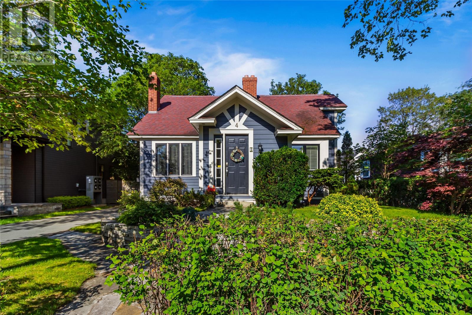 4 Maple Street