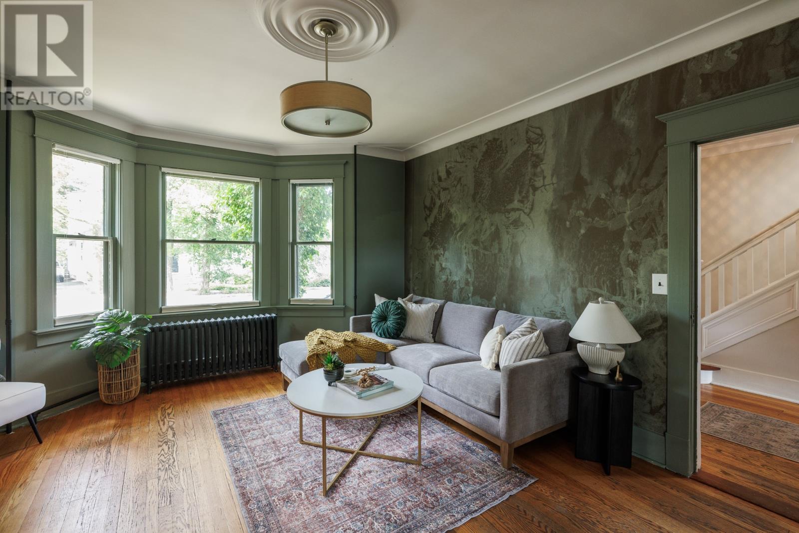 31 Craigmillar Avenue Property Photo 6