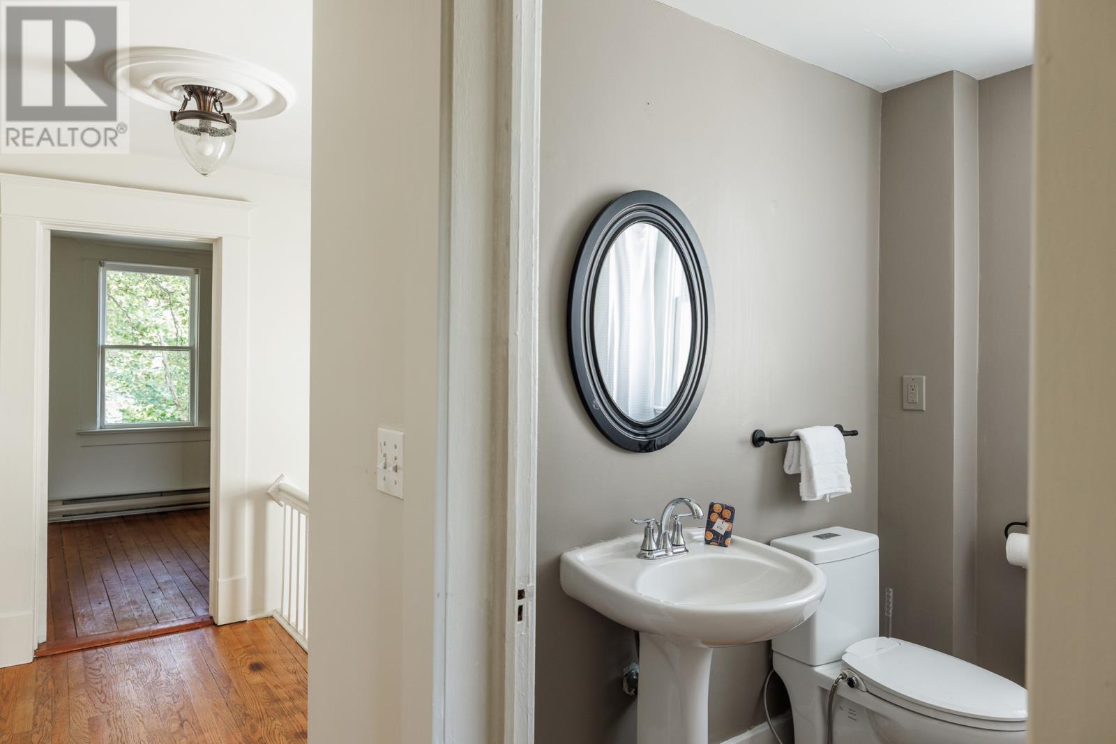 31 Craigmillar Avenue Property Photo 25