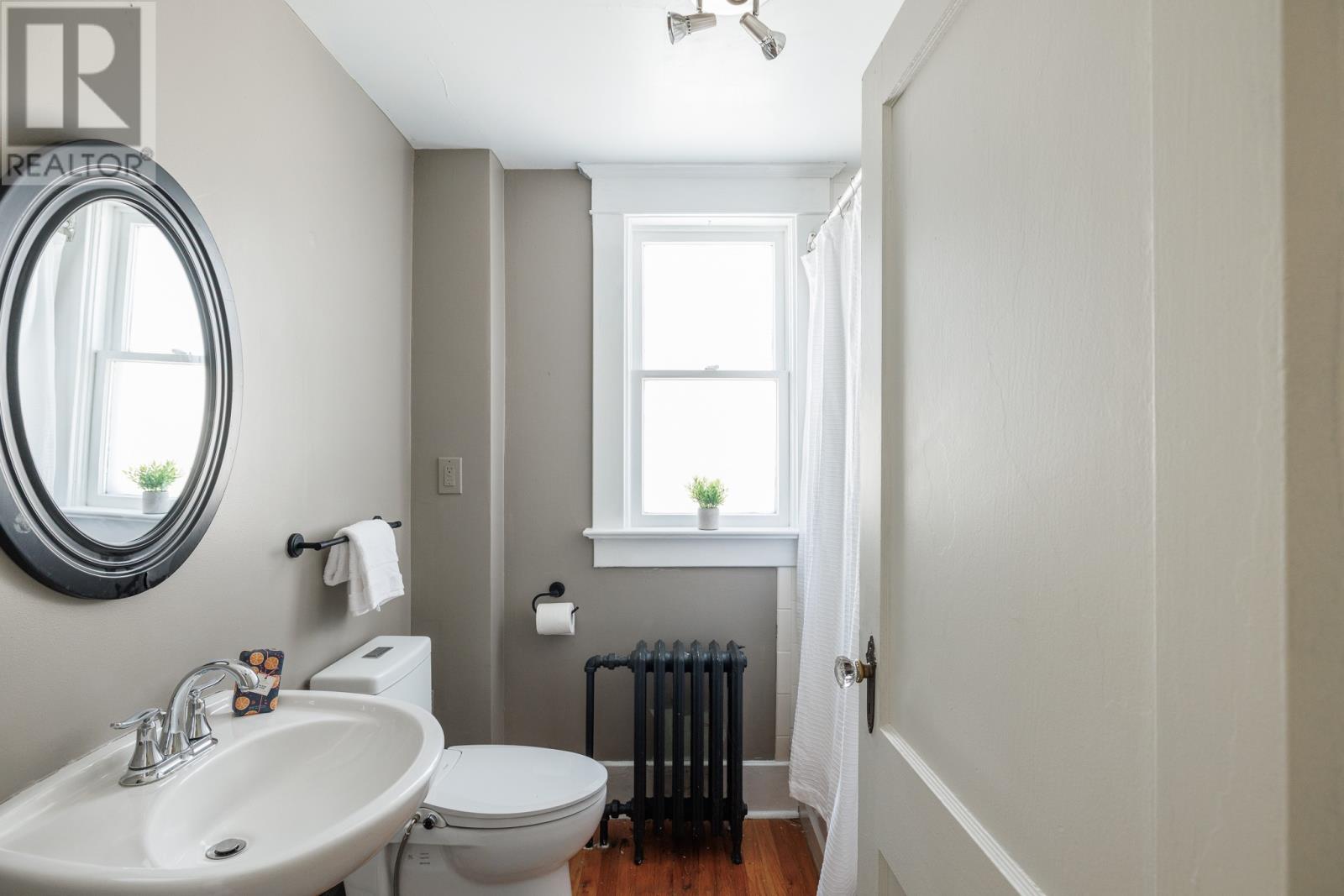 31 Craigmillar Avenue Property Photo 26