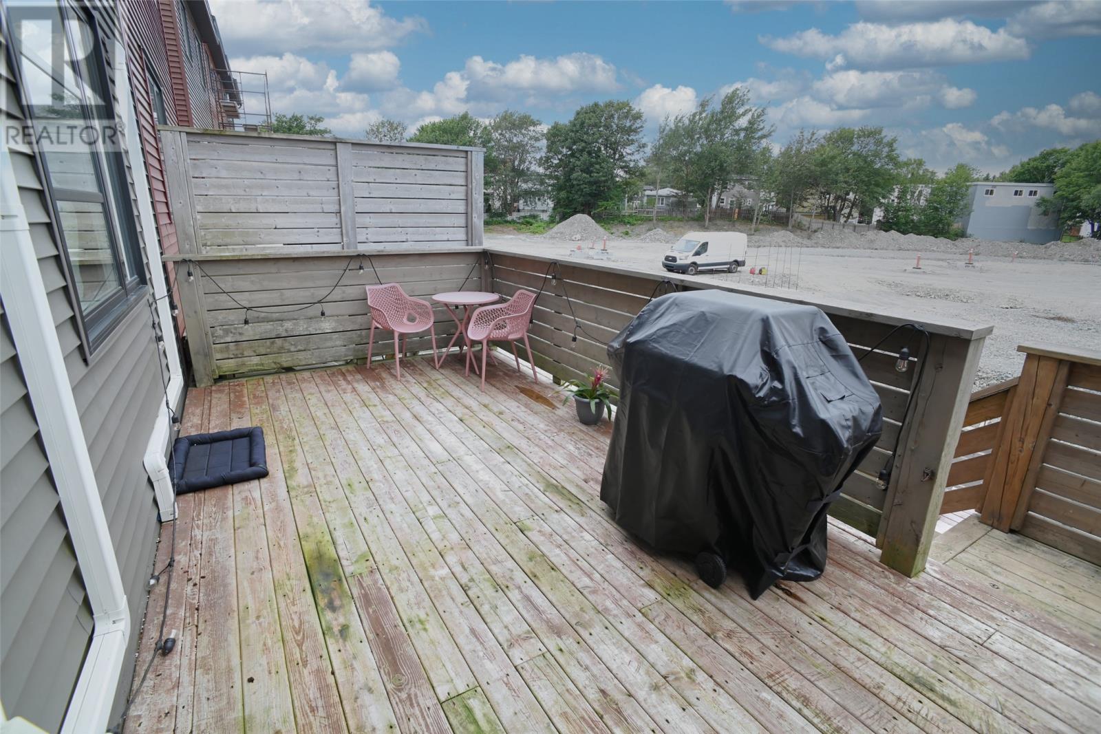 72 Bennett Avenue Property Photo 38