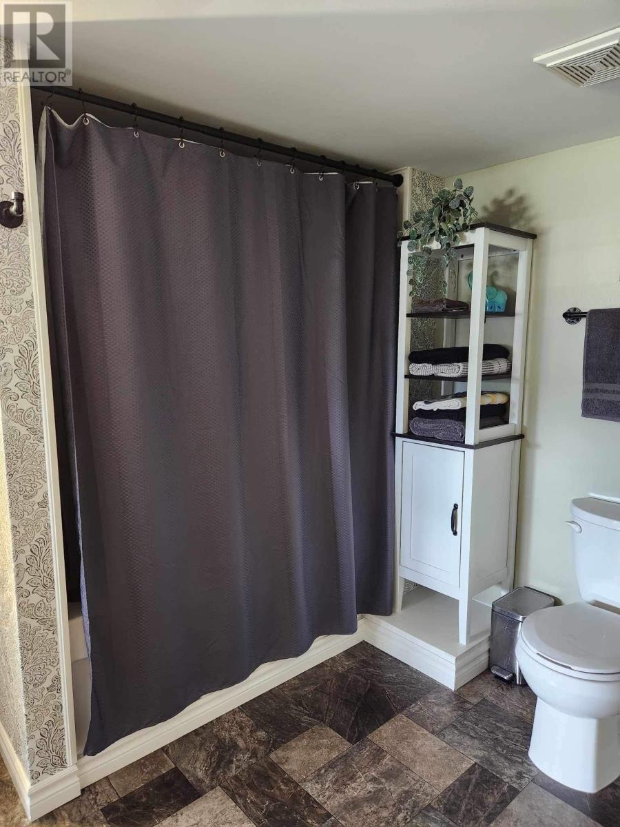 4 Emberley Place Property Photo 35