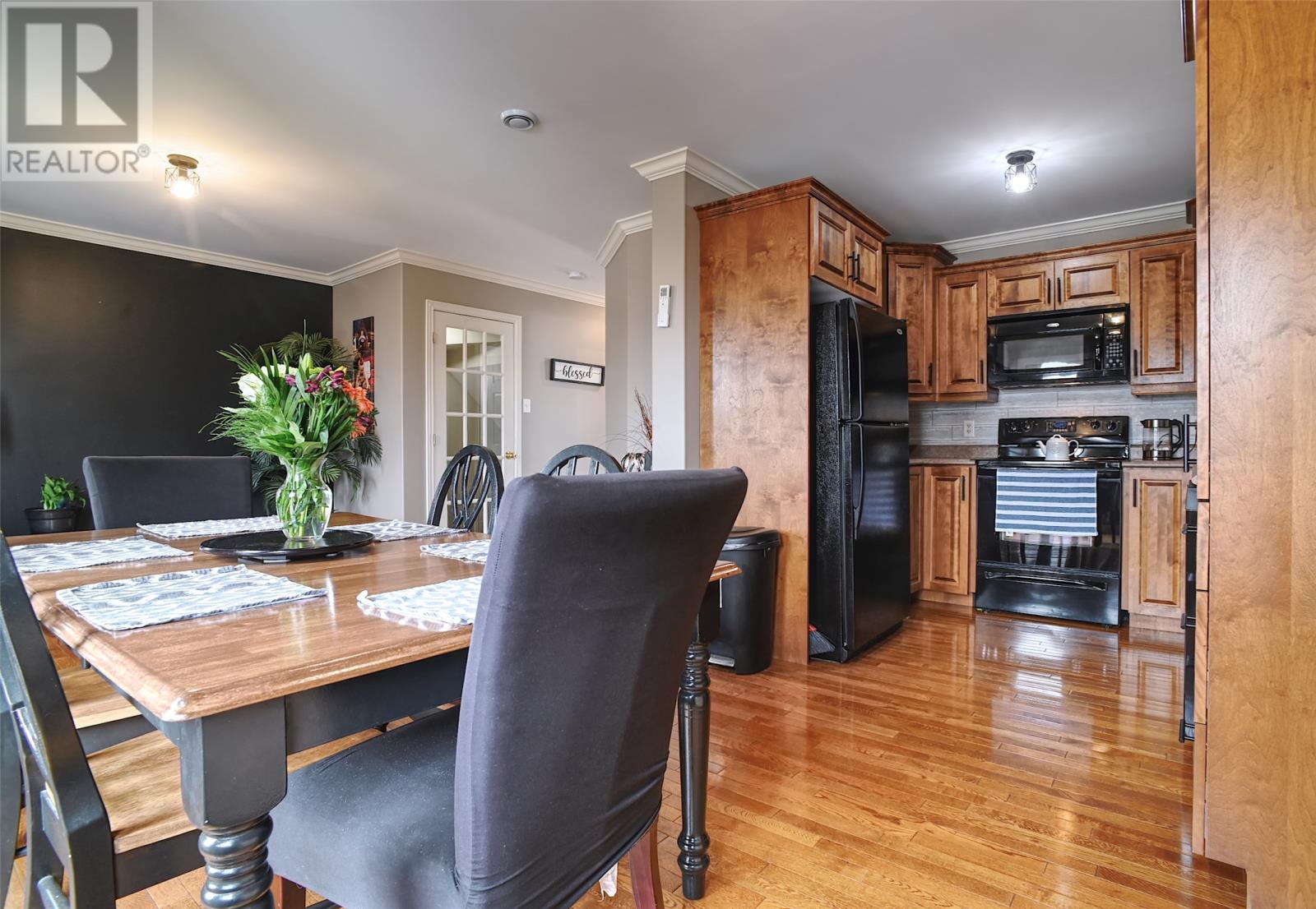 130 Green Acre Drive Property Photo 10