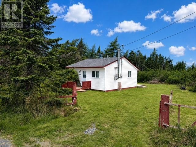 20 Beaver Pond Road Property Photo 1