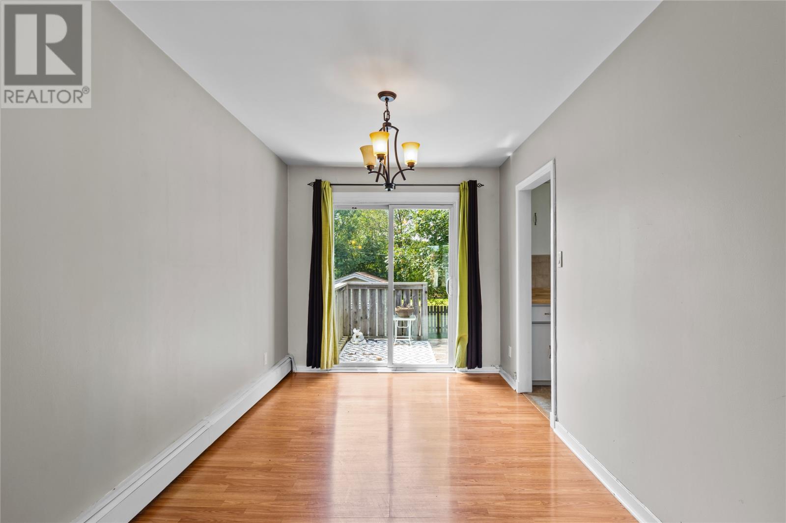 22 Holbrook Avenue Property Photo 6