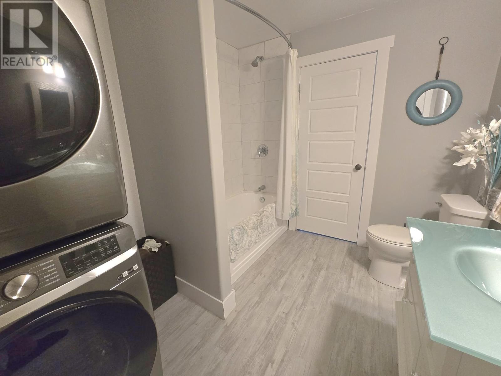 7 Little Paradise Road Property Photo 16
