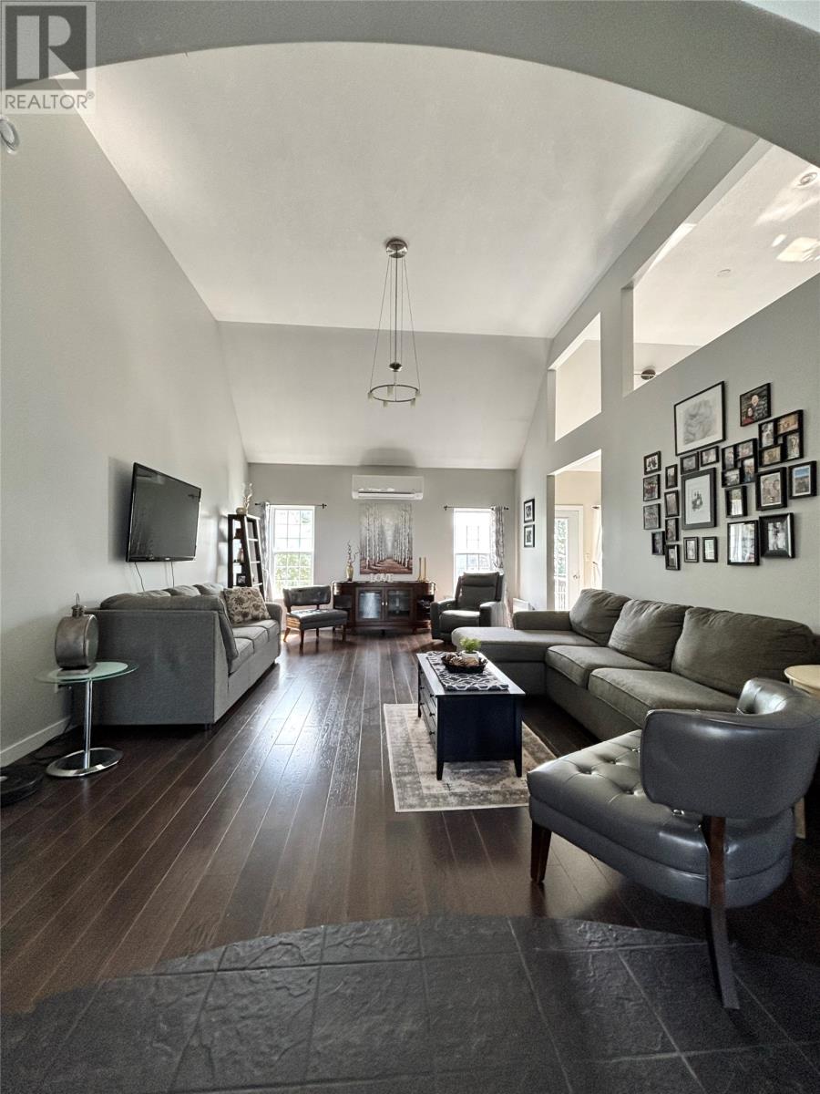 25 Bonia Avenue Property Photo 2