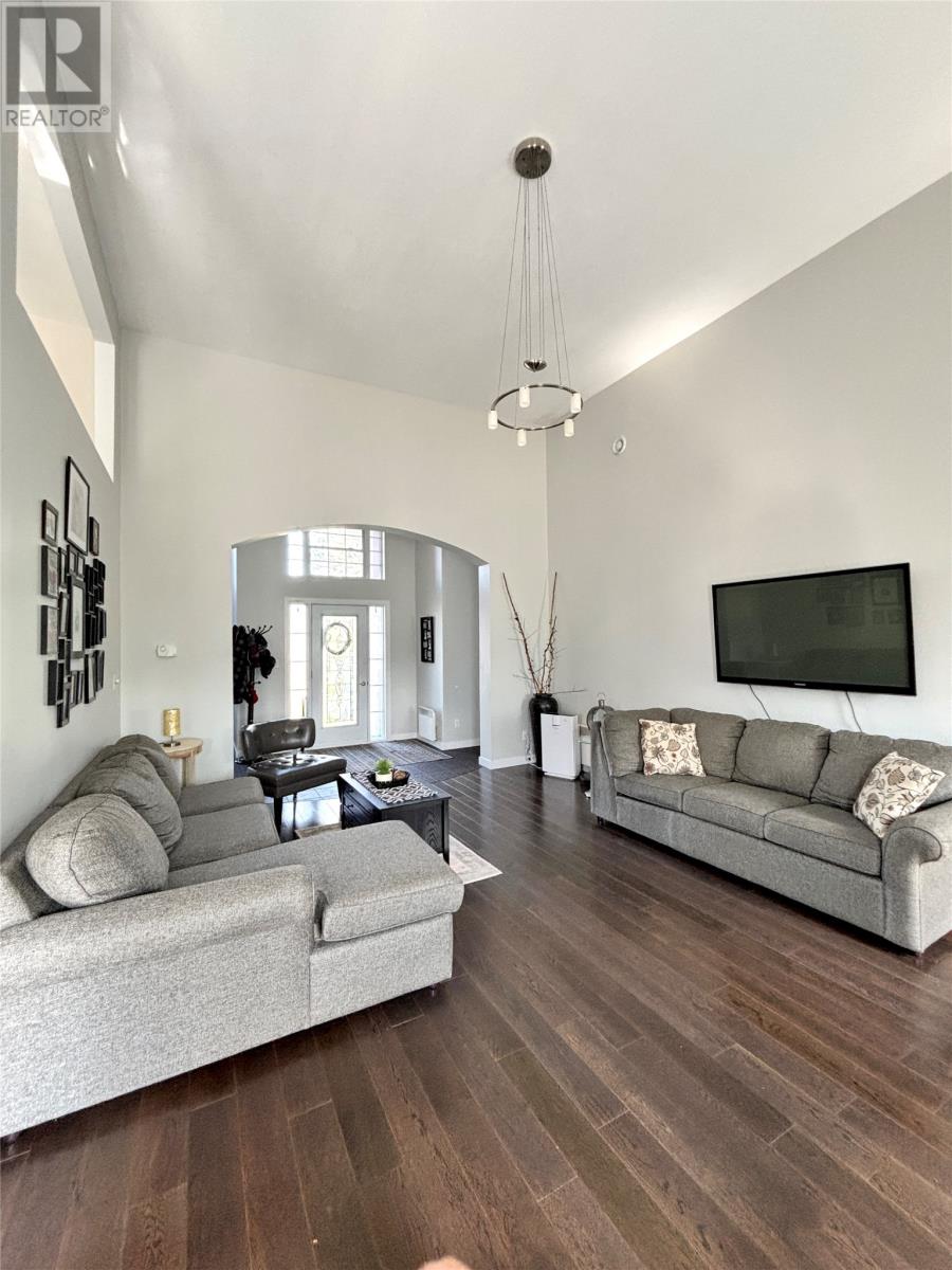 25 Bonia Avenue Property Photo 3