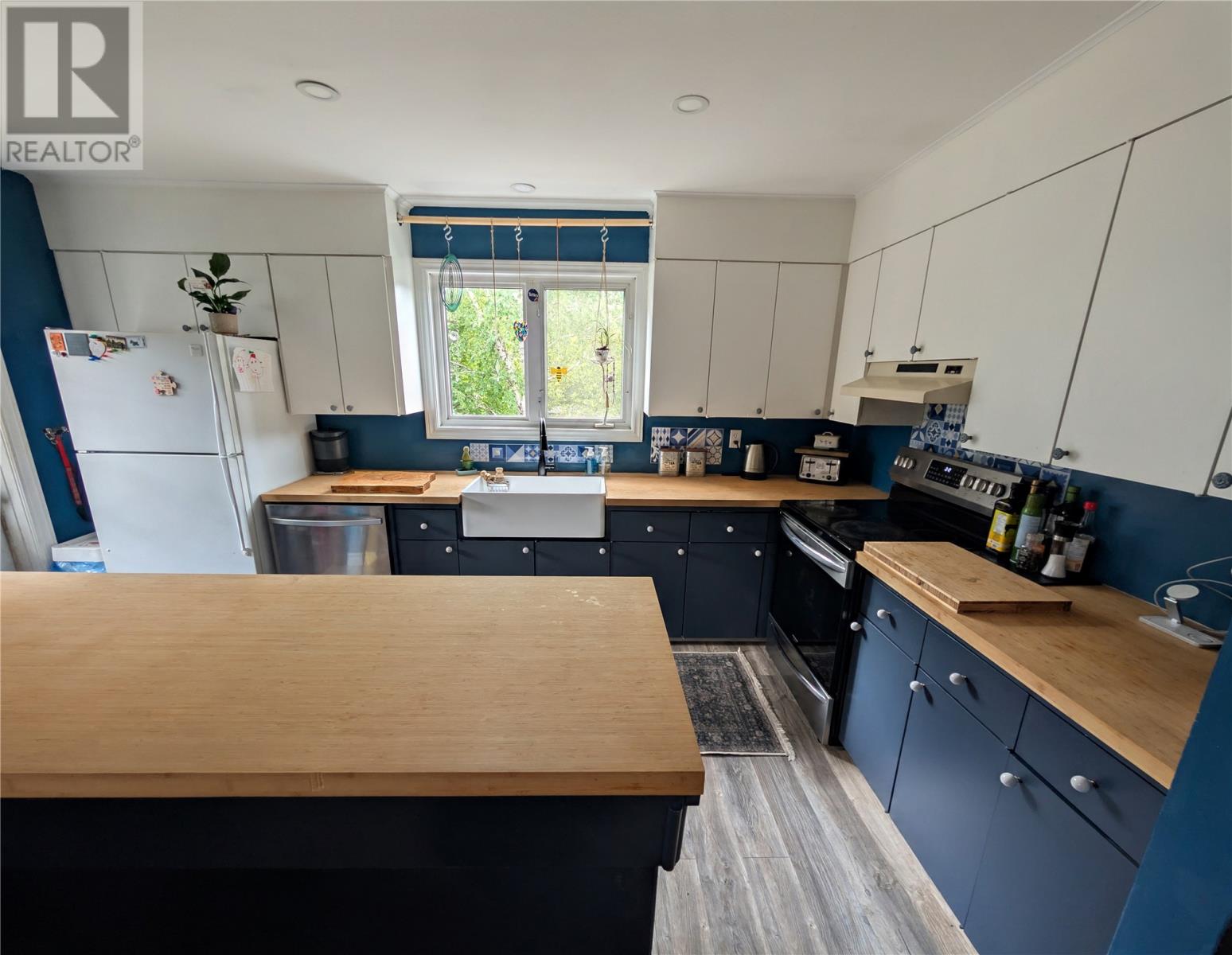 47 Grandy Avenue Property Photo 8