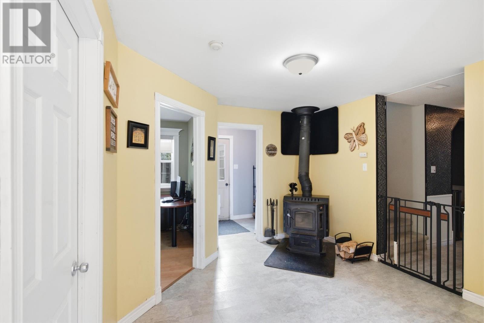 147 River Road Property Photo 17