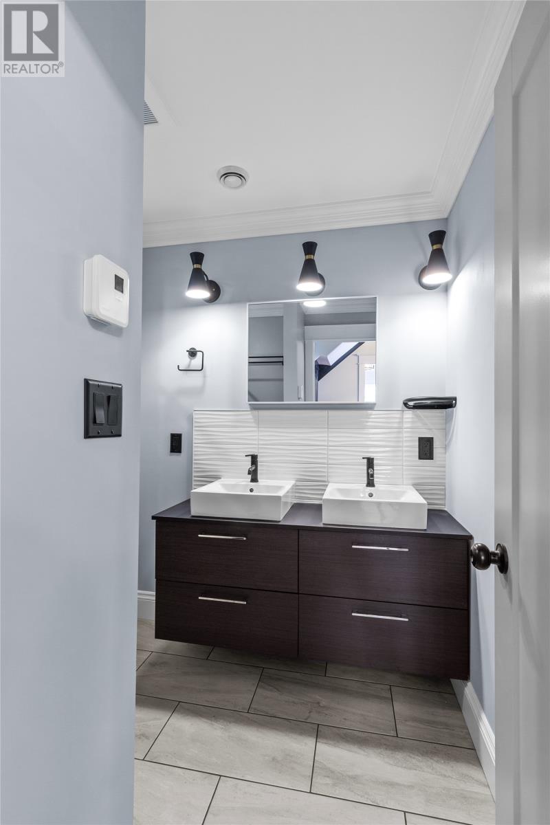 2 Blackmarsh Road Property Photo 15