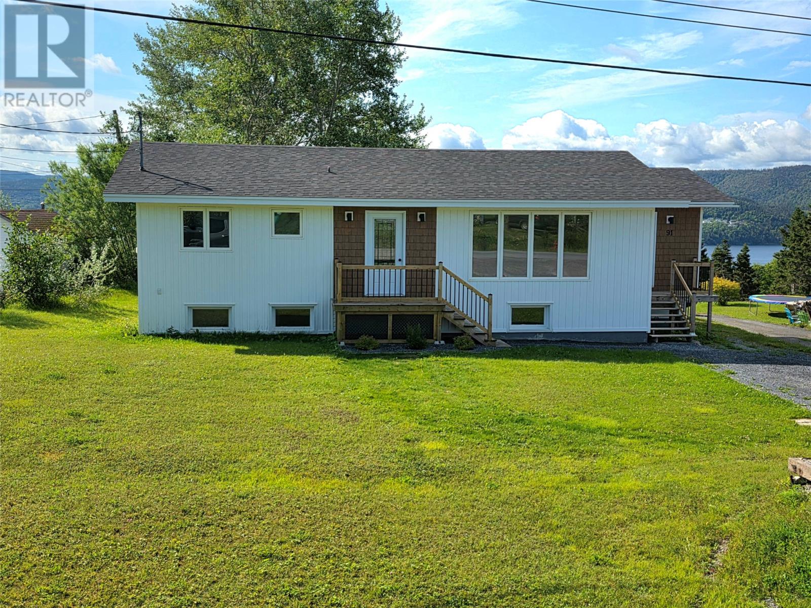 91 North Shore Highway Property Photo 1