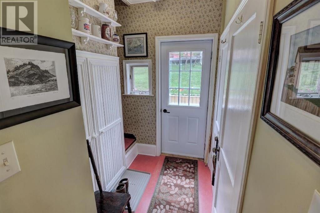 454 Seaforest Drive Property Photo 13
