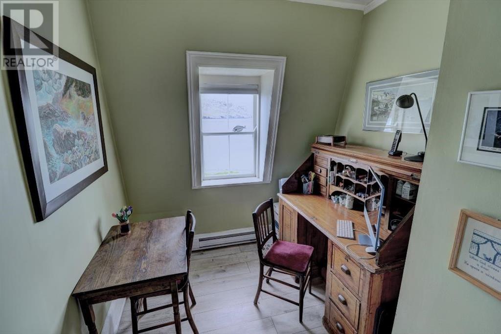 454 Seaforest Drive Property Photo 15