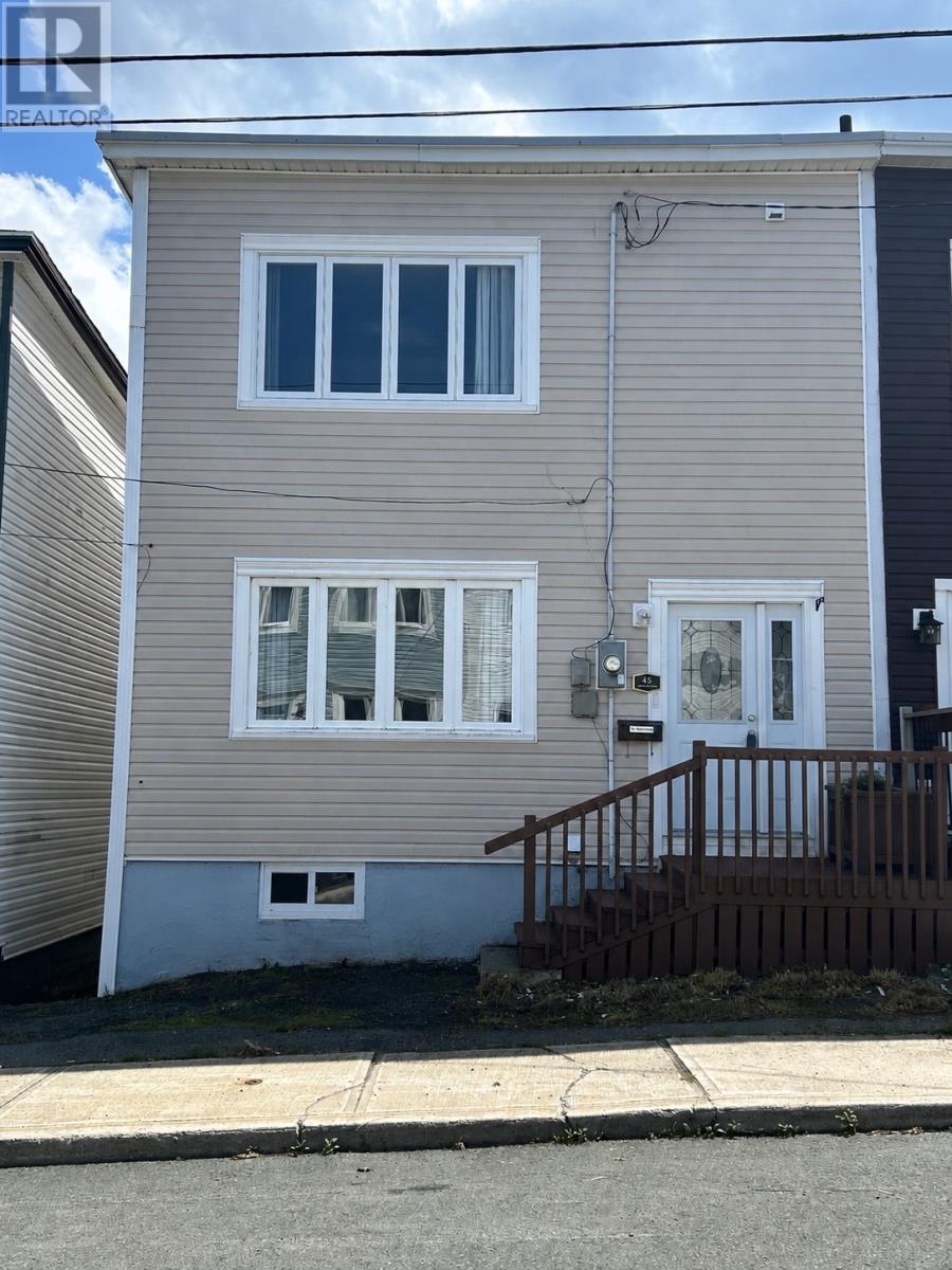 45 Franklyn Avenue Property Photo 1