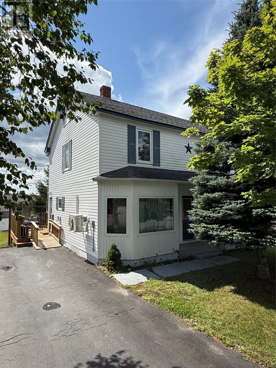 12 Exploits Avenue Property Photo 1