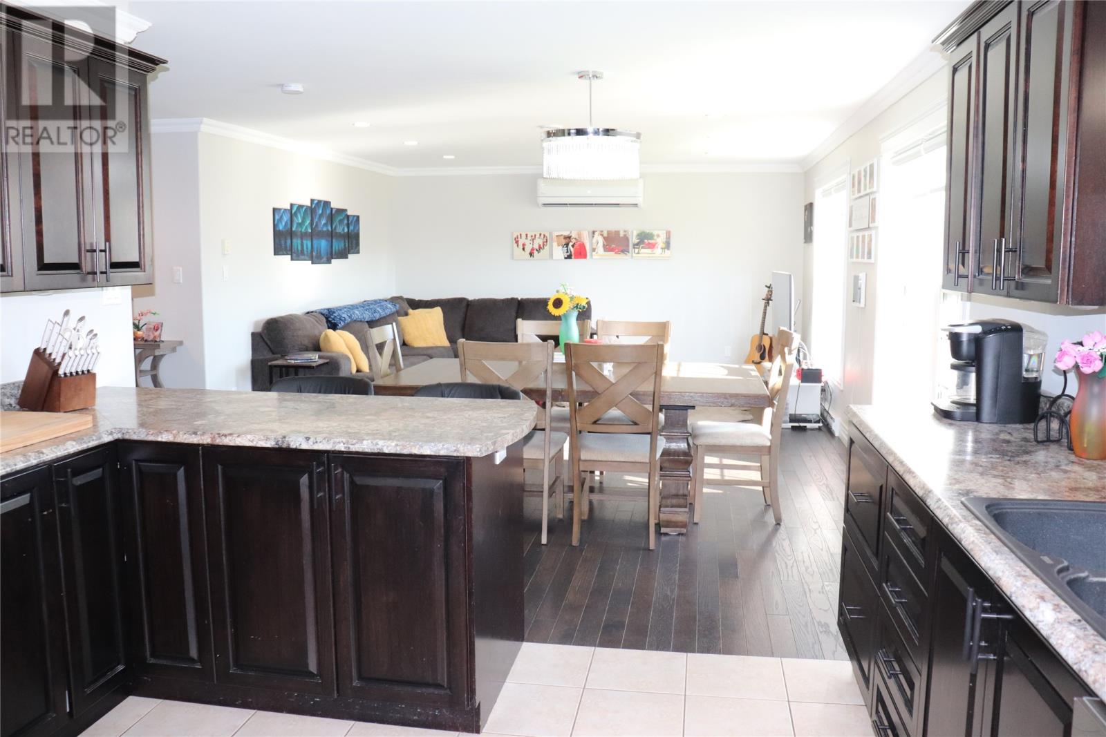 5 Pieroway Drive Property Photo 13