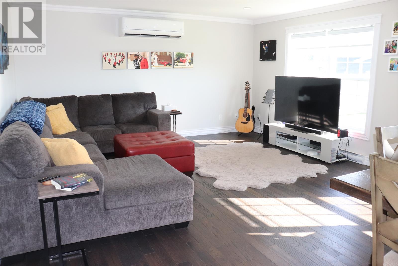 5 Pieroway Drive Property Photo 15
