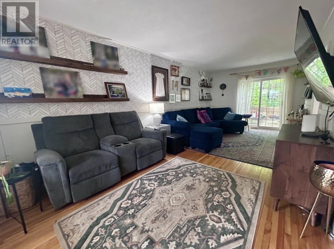 66 East Valley Road Property Photo 2