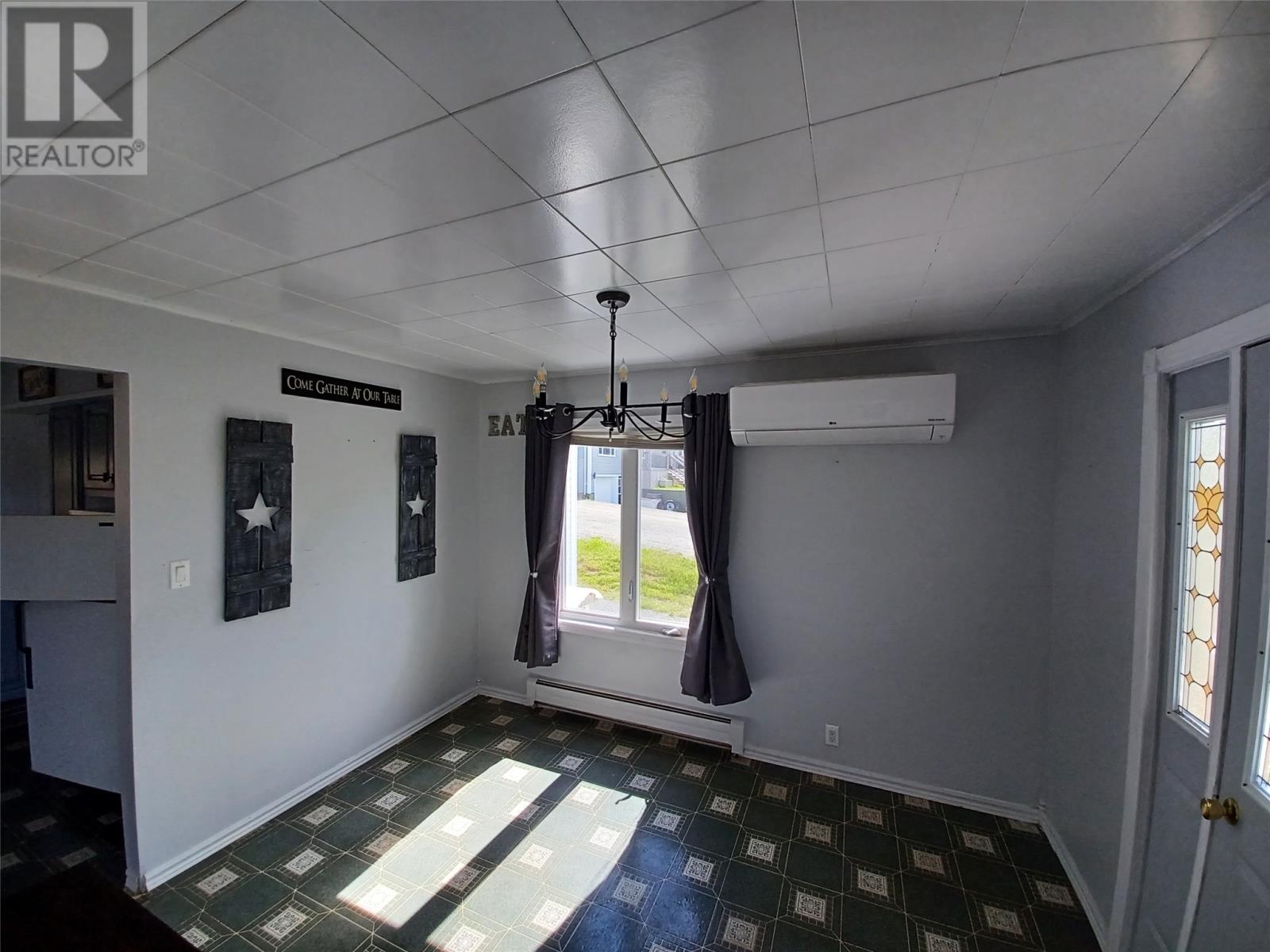 124 Riverside Road E Property Photo 6