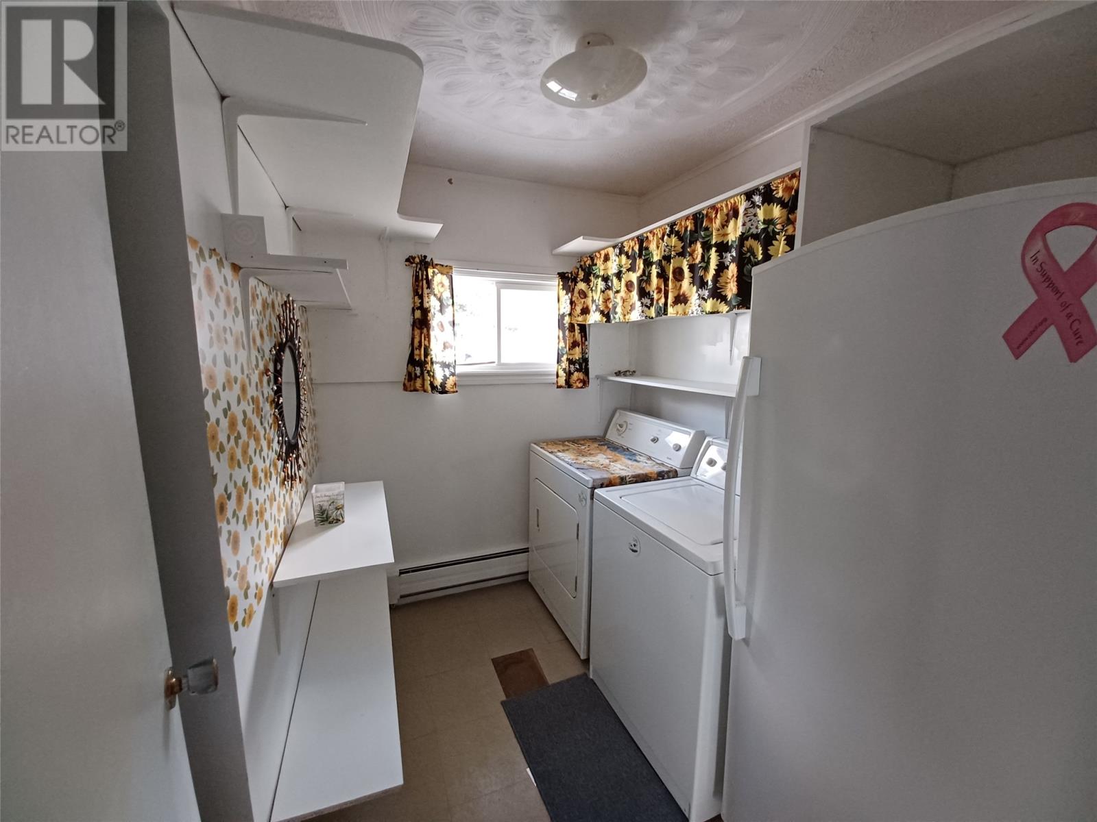 124 Riverside Road E Property Photo 16