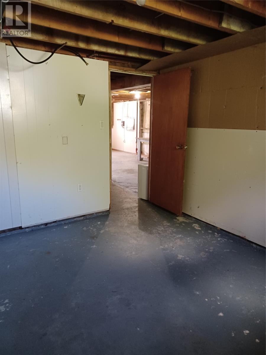 124 Riverside Road E Property Photo 26