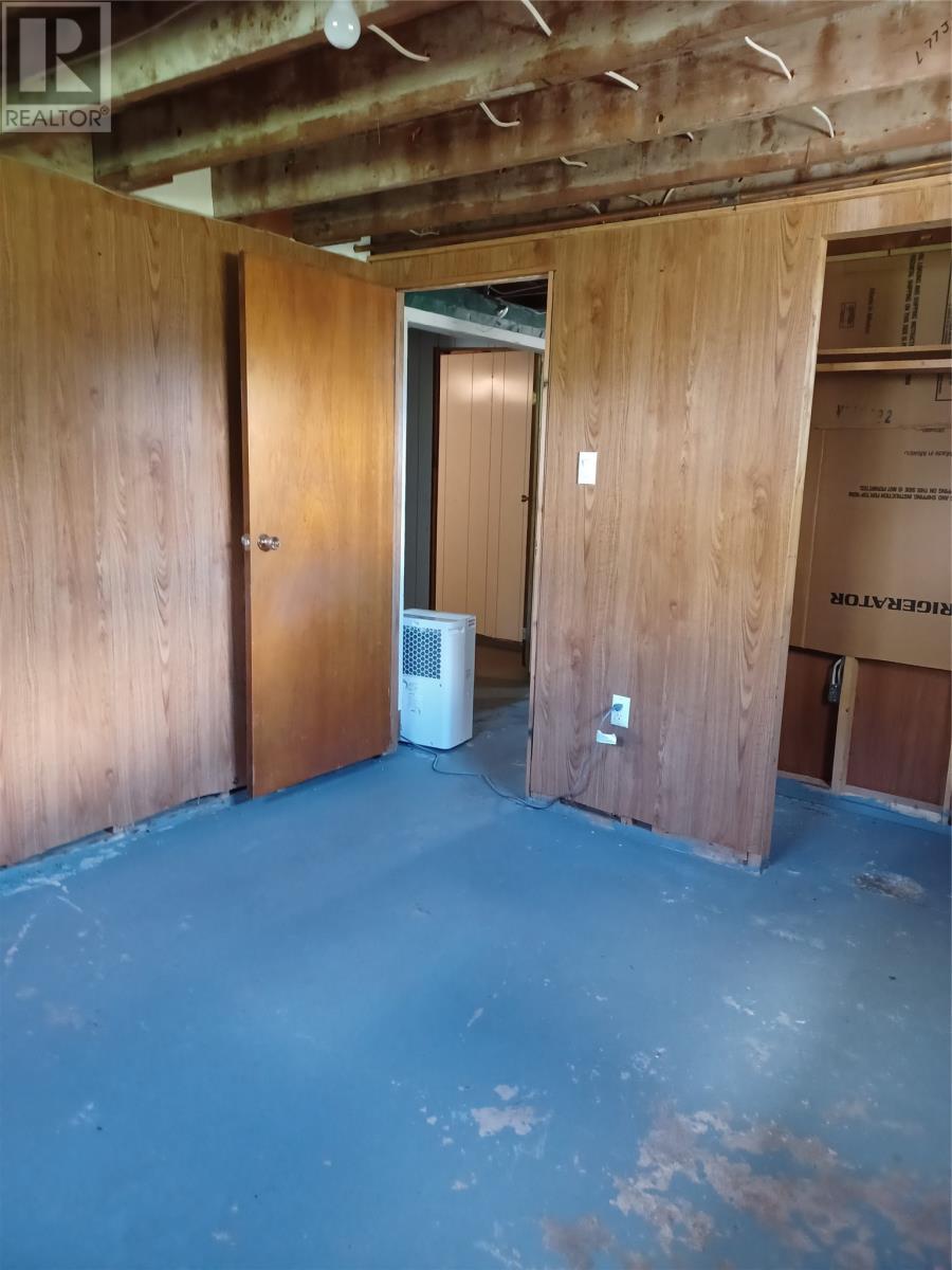 124 Riverside Road E Property Photo 27