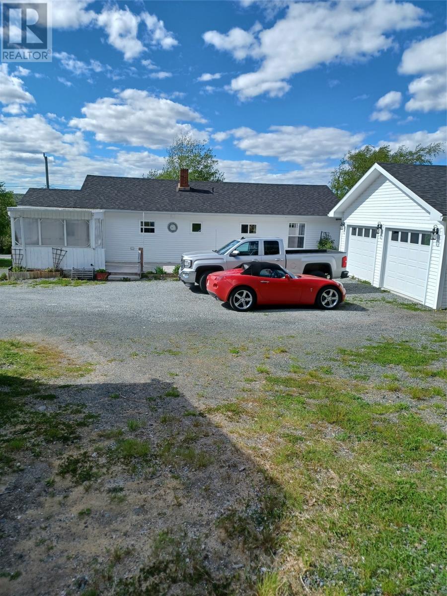124 Riverside Road E Property Photo 34