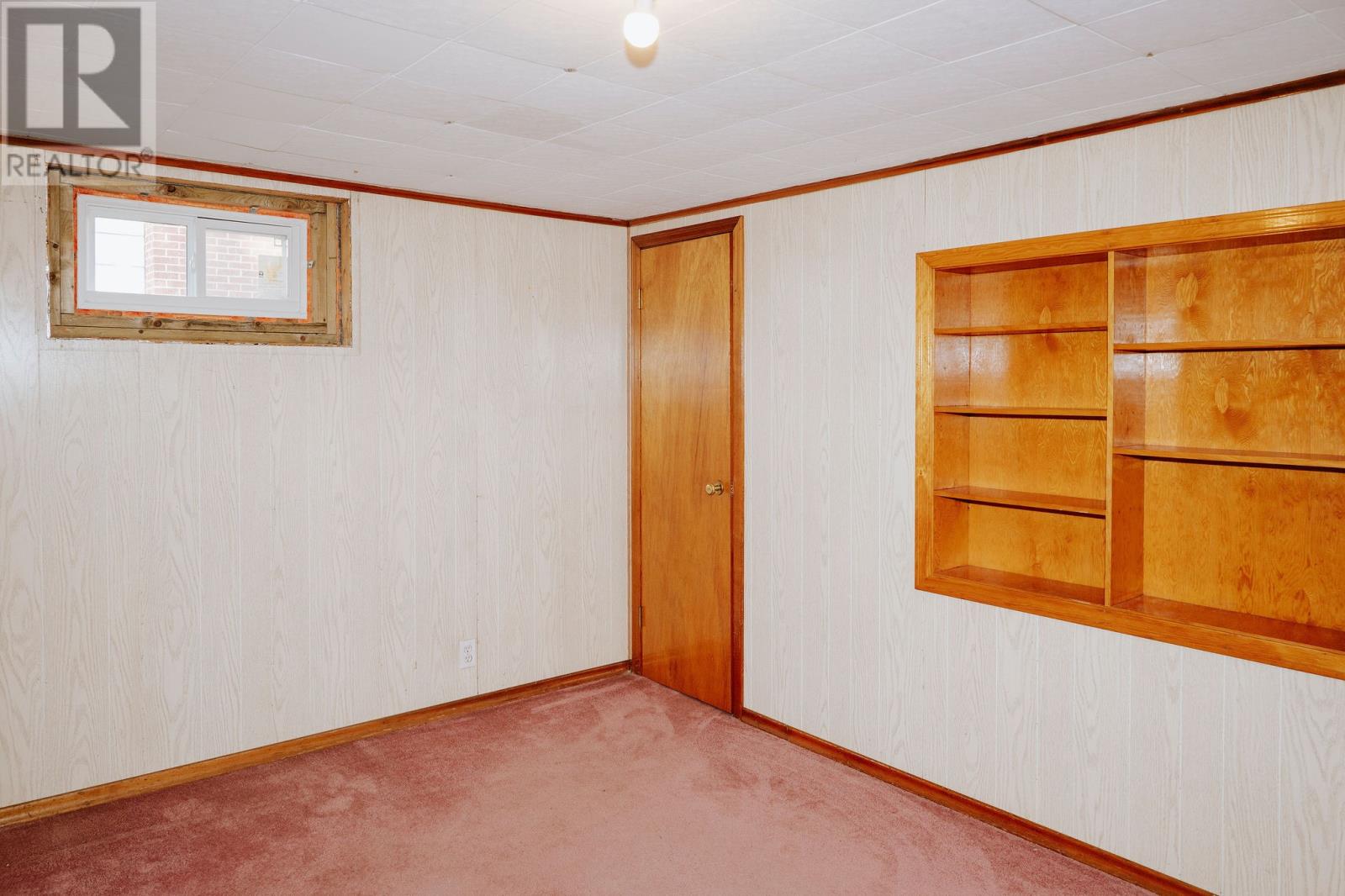 49 Hawker Crescent Property Photo 30