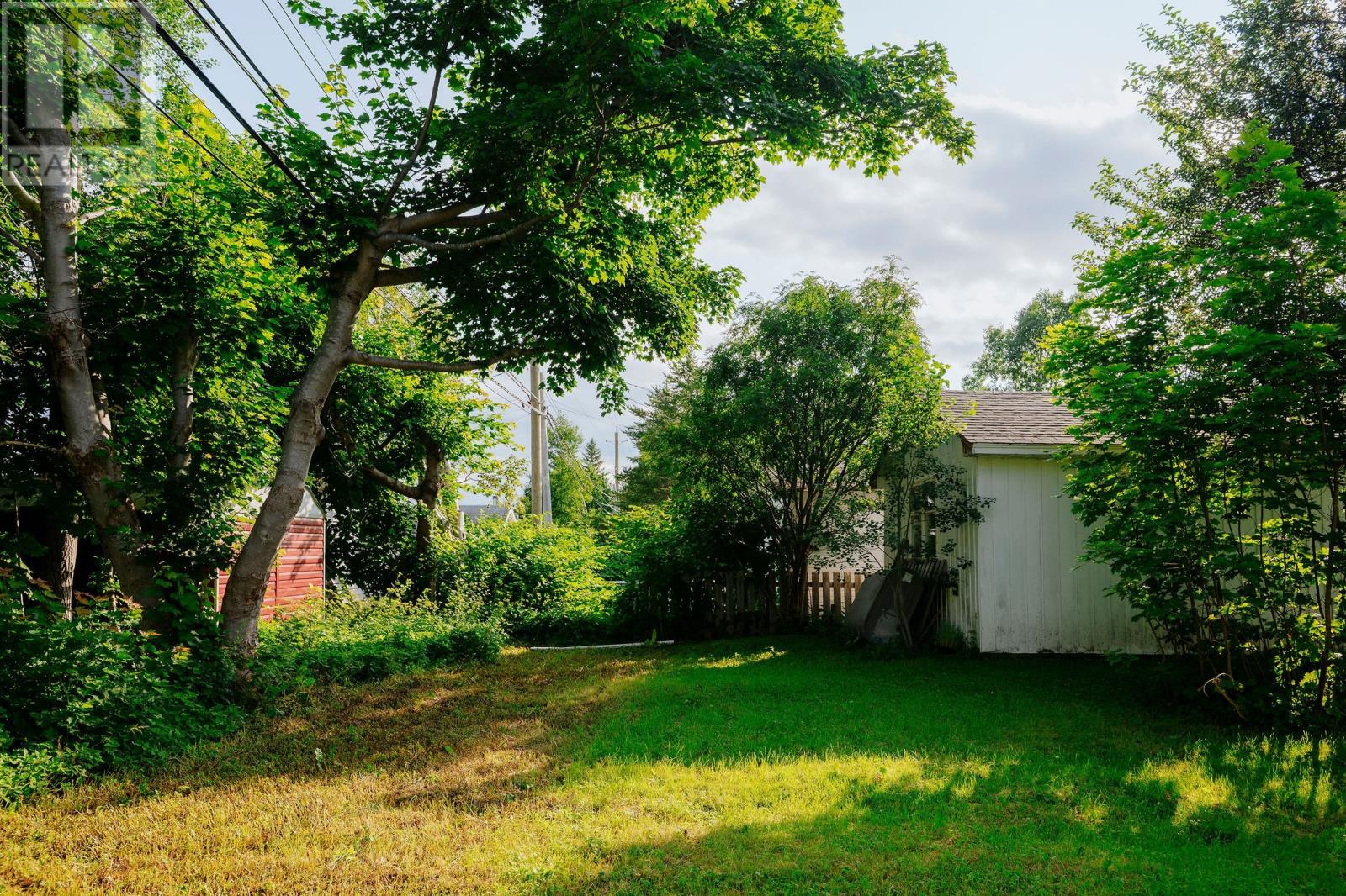 49 Hawker Crescent Property Photo 39