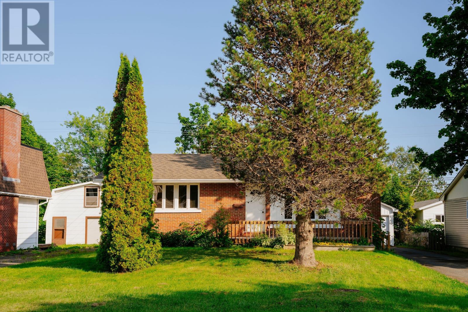 49 Hawker Crescent Property Photo 41