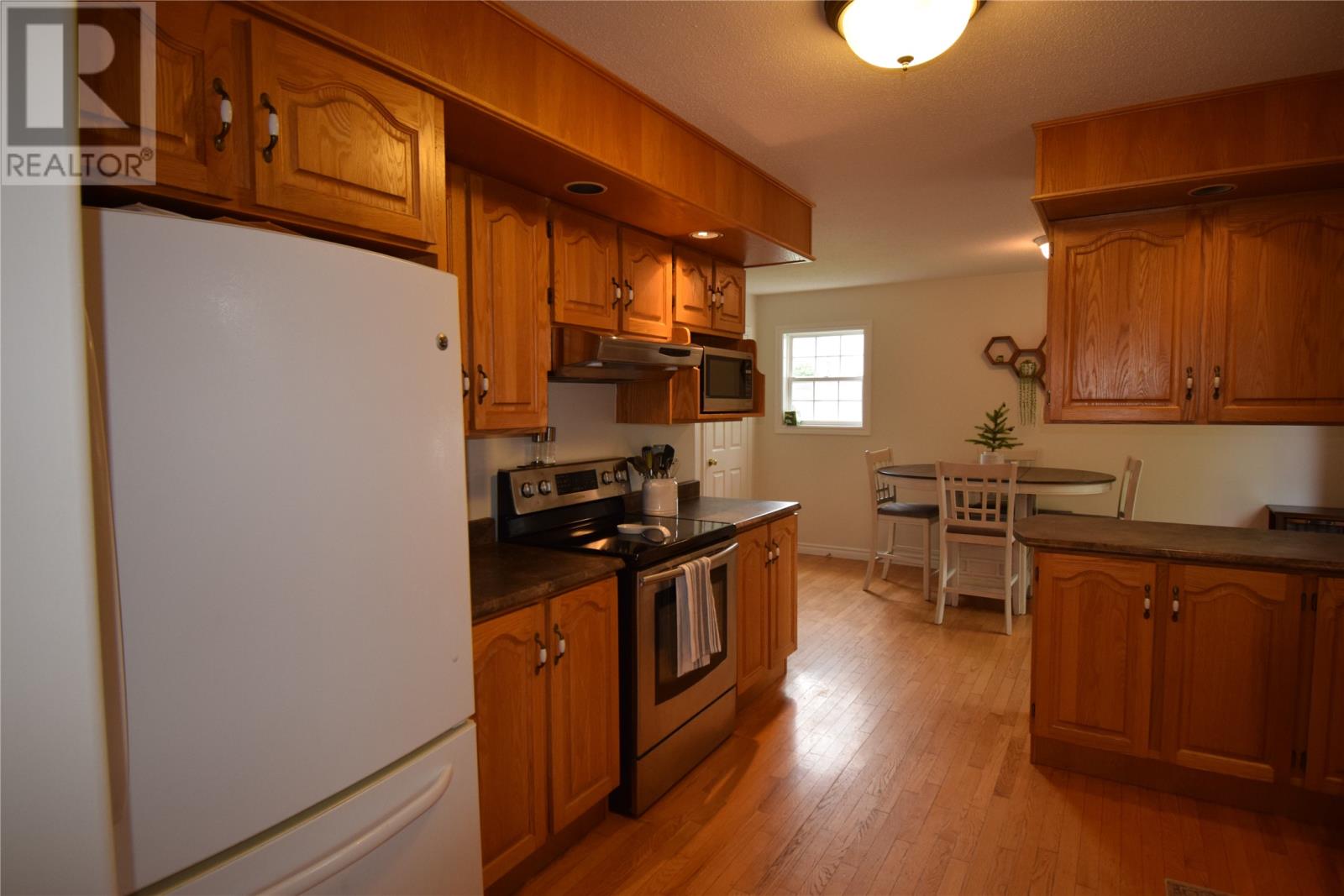 6 Marshall Crescent Property Photo 5