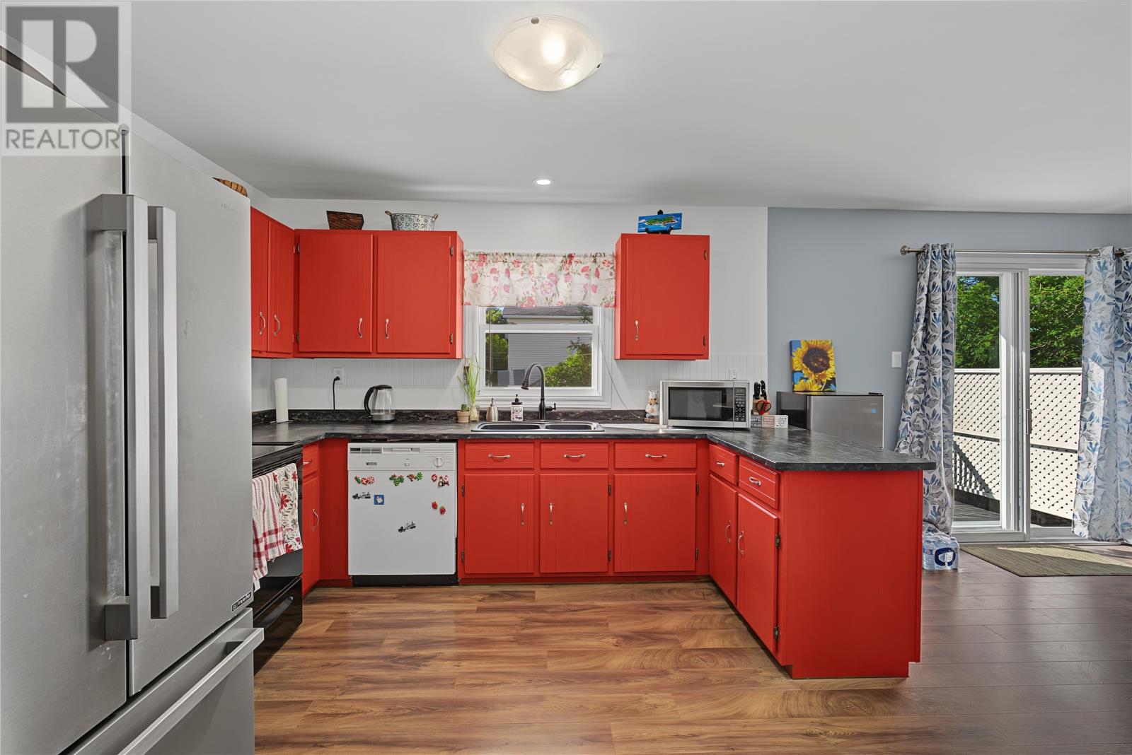 65 Whiteley Drive Property Photo 8