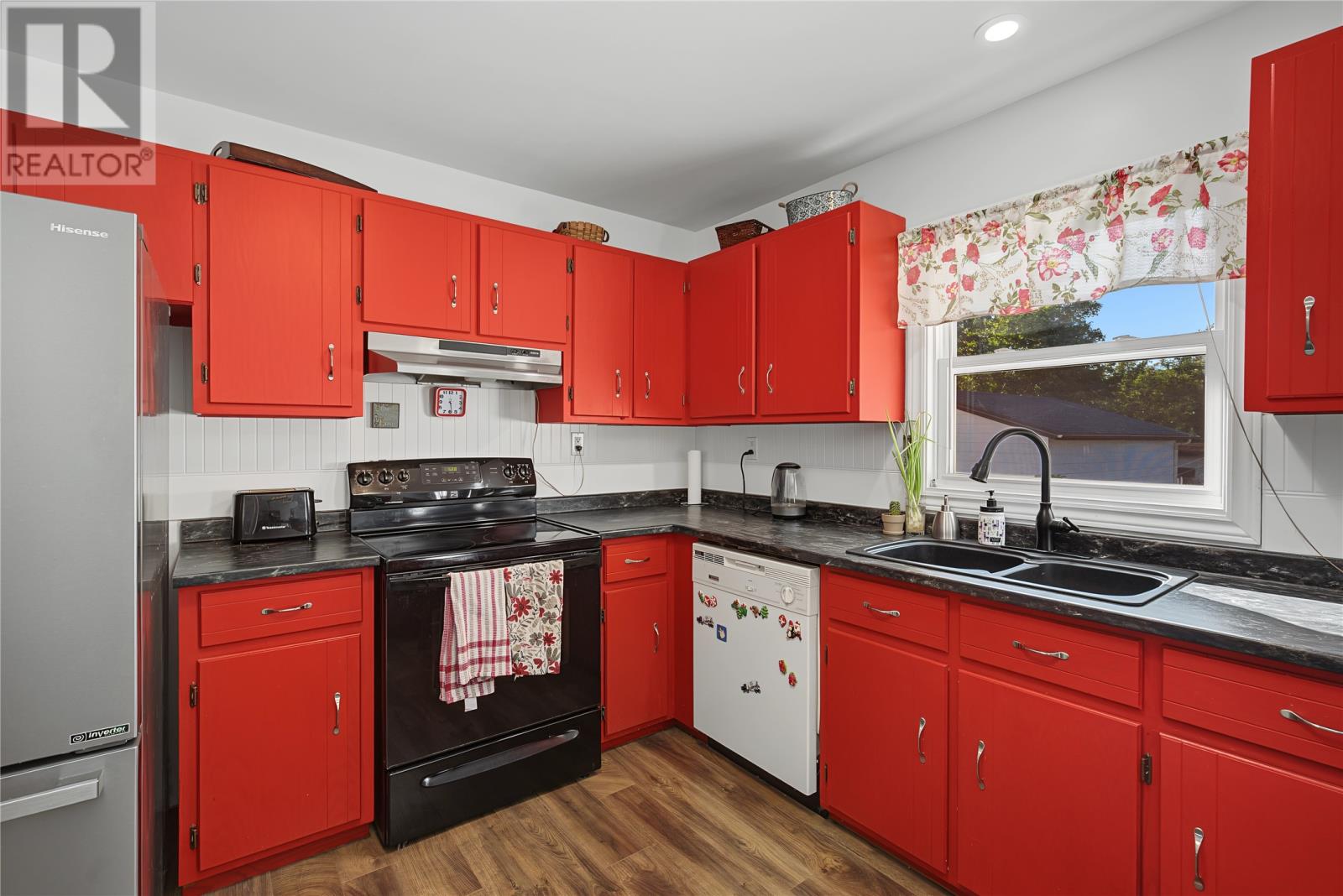 65 Whiteley Drive Property Photo 9