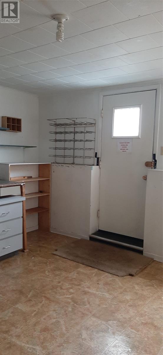 65 Whiteley Drive Property Photo 32