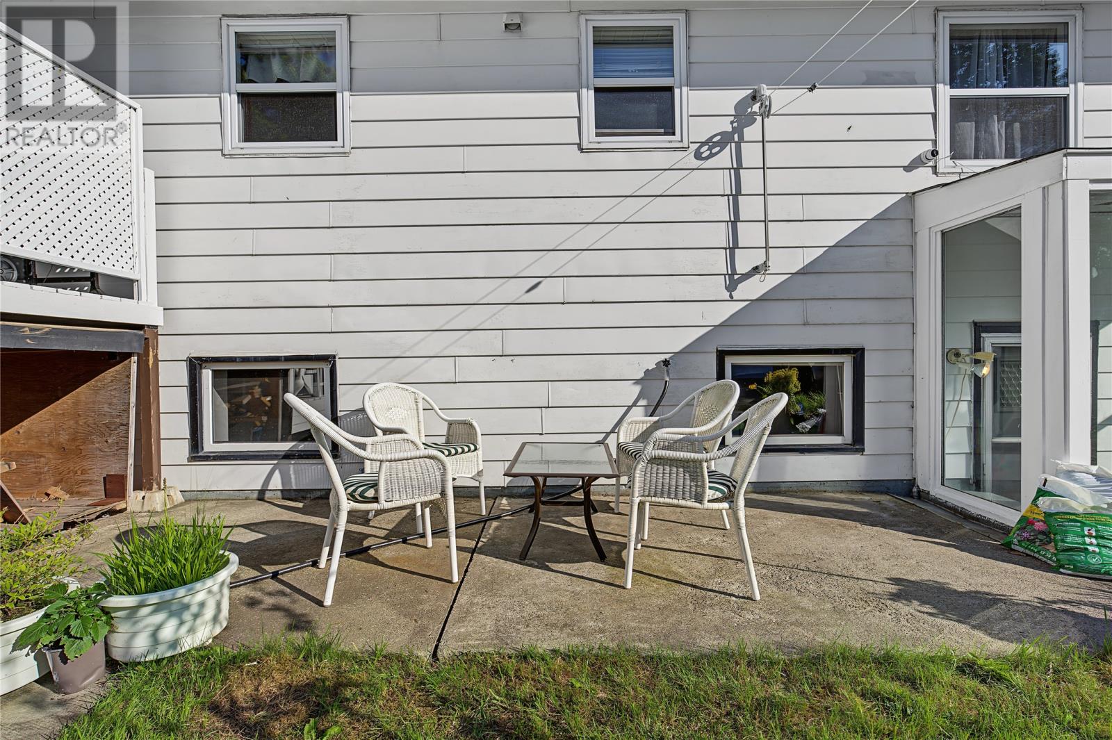 65 Whiteley Drive Property Photo 34