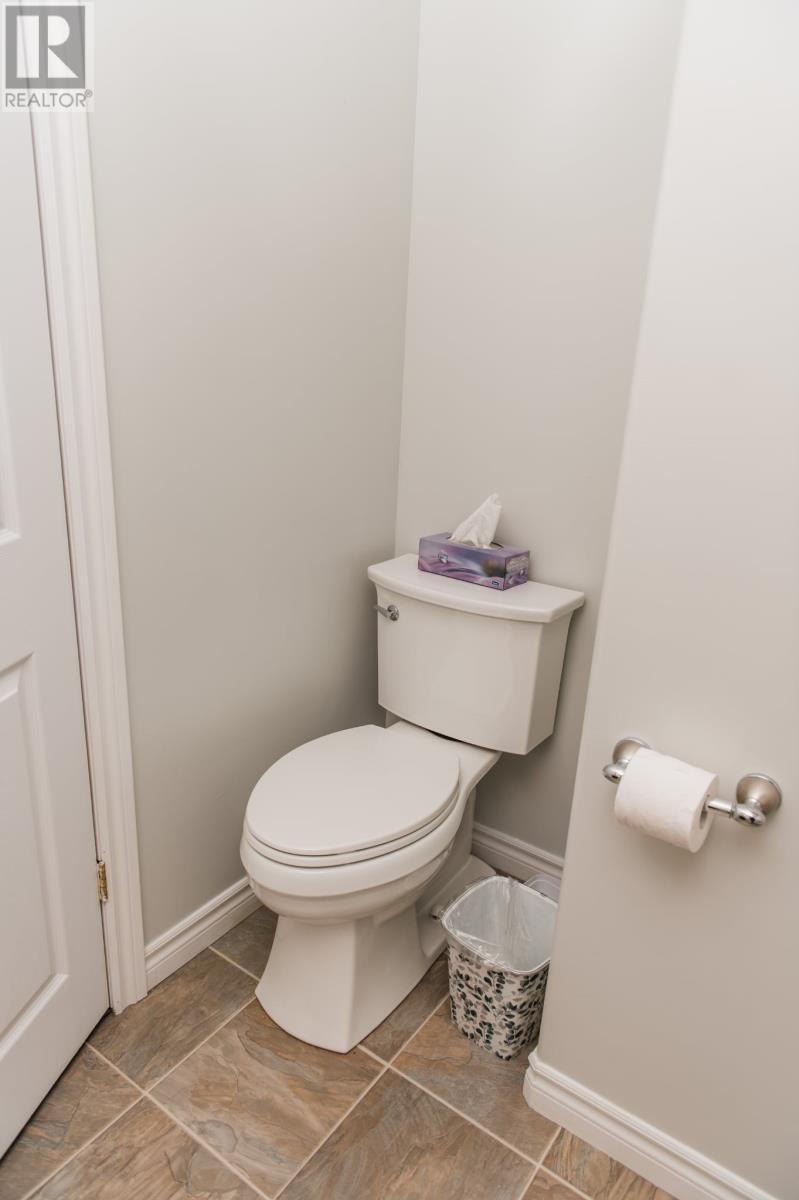 7 Tully Place Property Photo 30