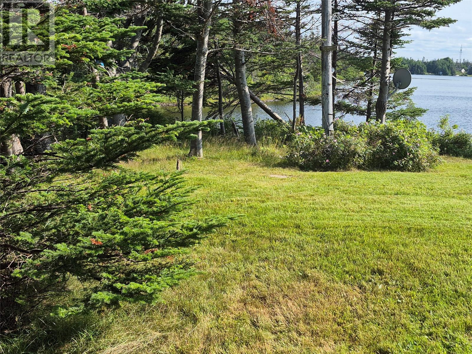25 Ocean Pond Road Property Photo 3