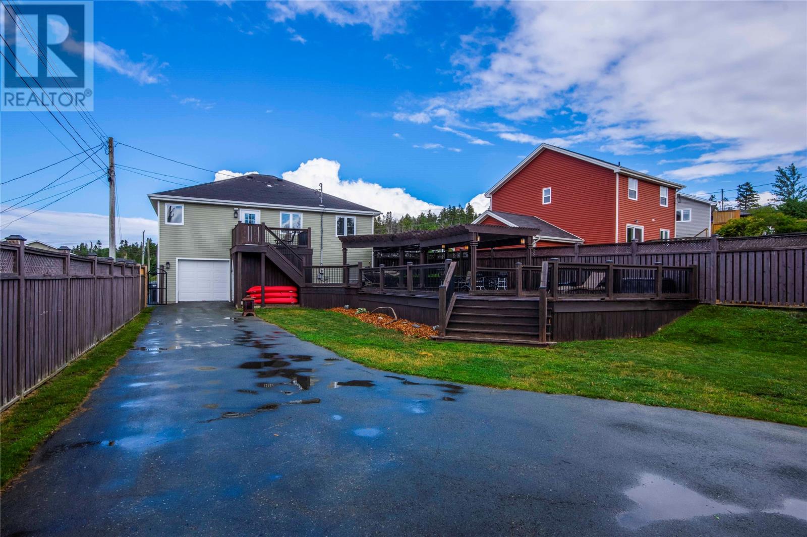 6 Goldust Place Property Photo 3
