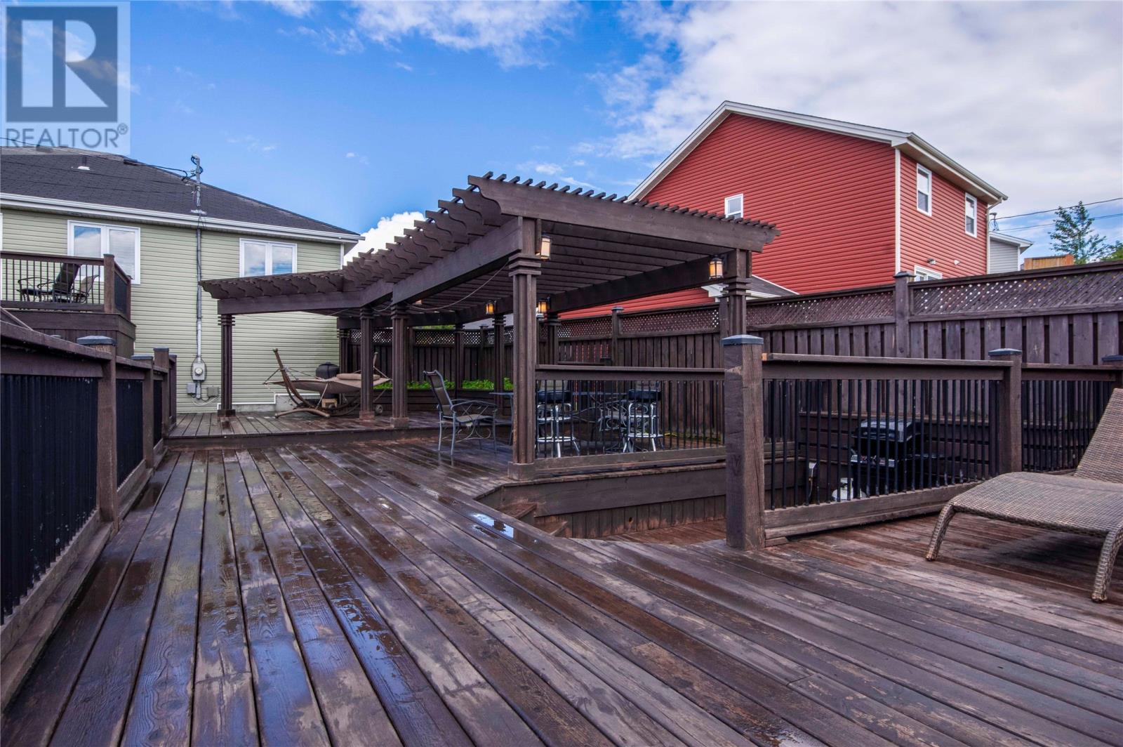 6 Goldust Place Property Photo 5