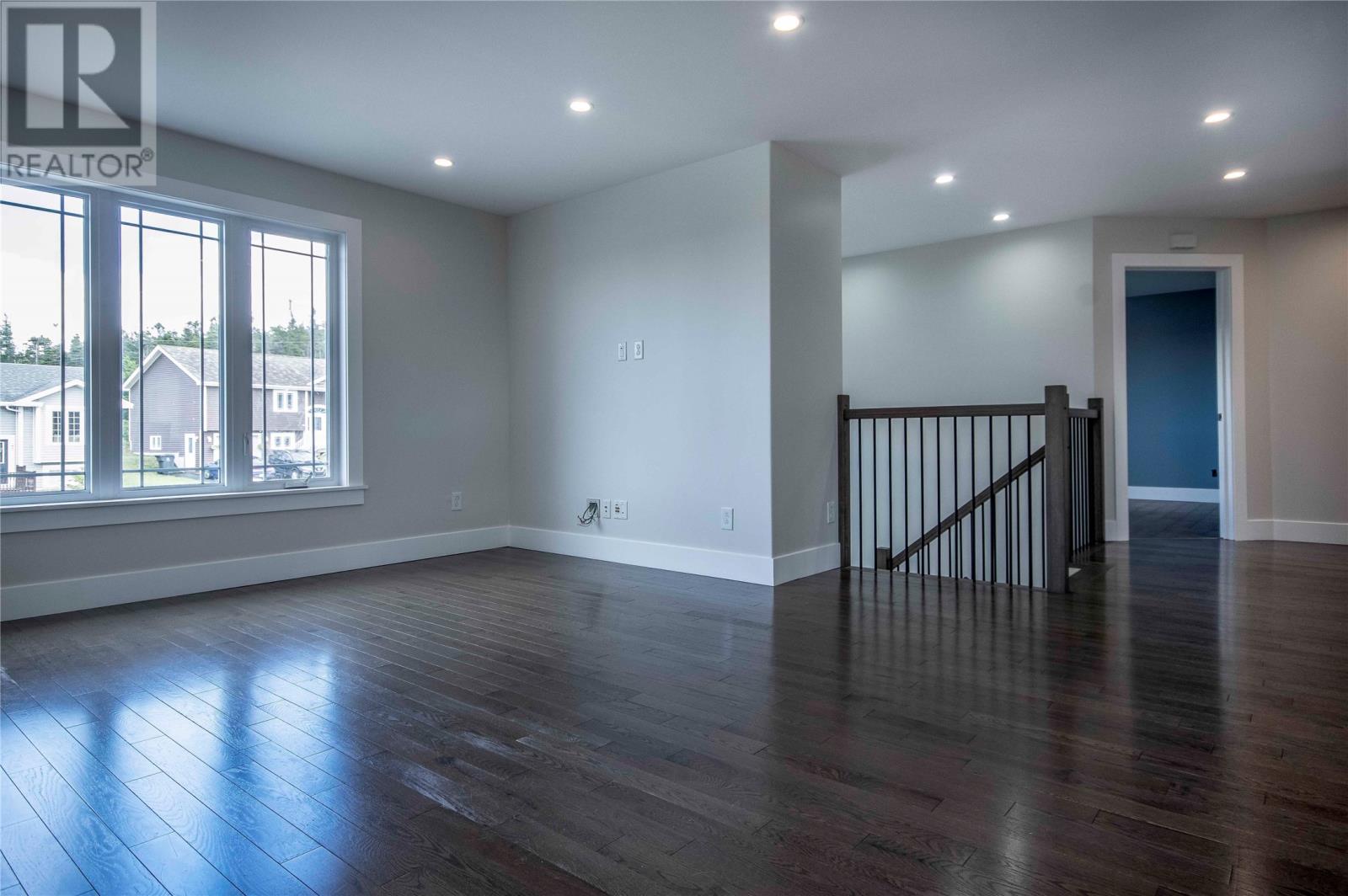 6 Goldust Place Property Photo 14