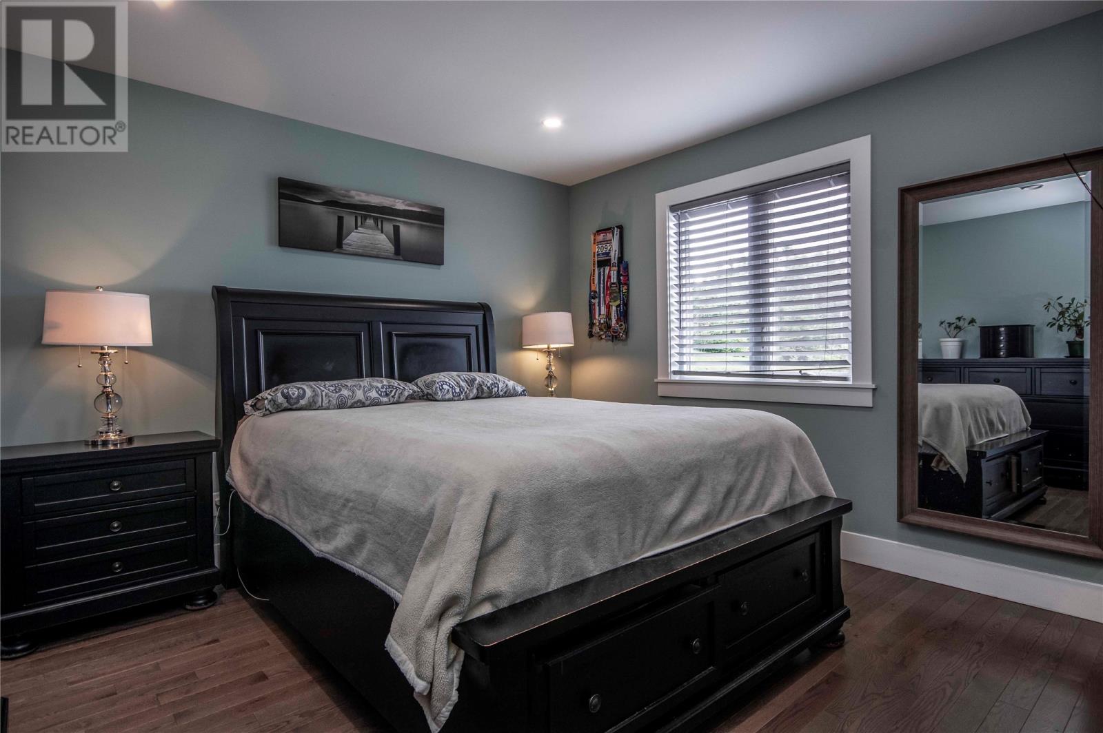 6 Goldust Place Property Photo 16