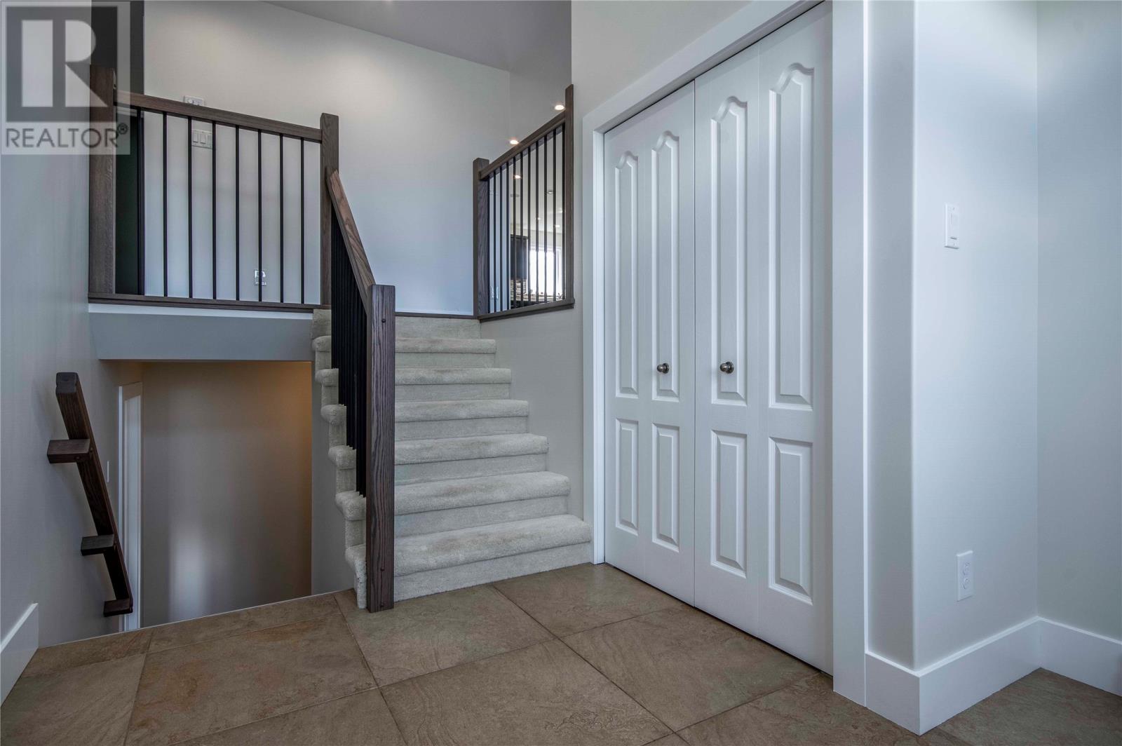 6 Goldust Place Property Photo 21