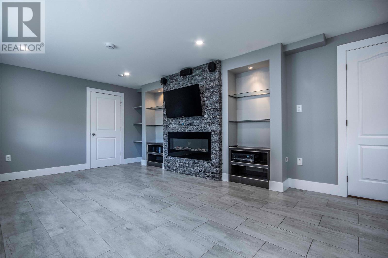 6 Goldust Place Property Photo 22