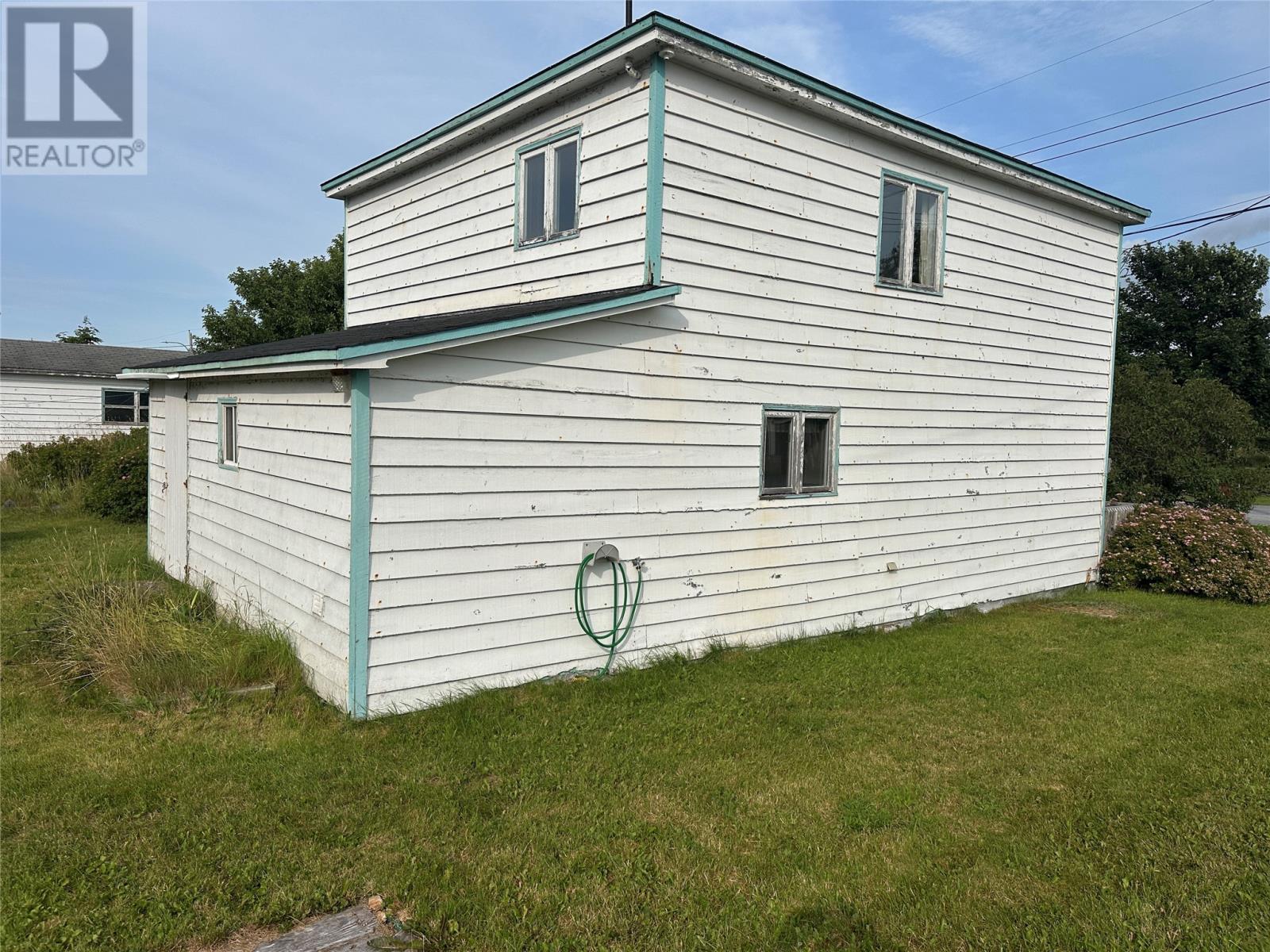32 Marsh Road Property Photo 4